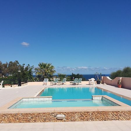 Villa Maldon Mellieħa Exteriör bild